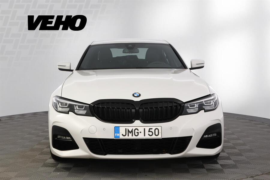 BMW 320 vaihtoauto