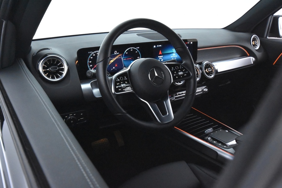 Mercedes-Benz EQB vaihtoauto