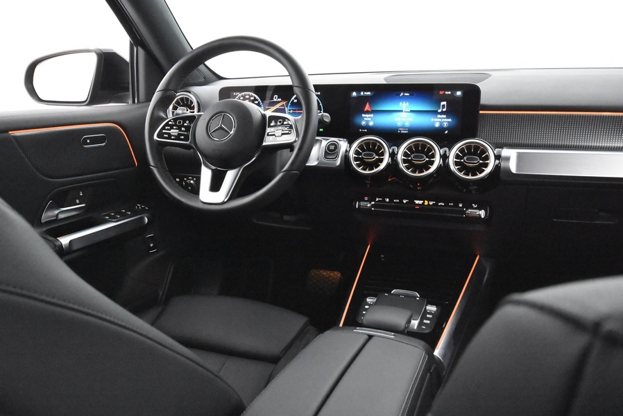 Mercedes-Benz EQB vaihtoauto