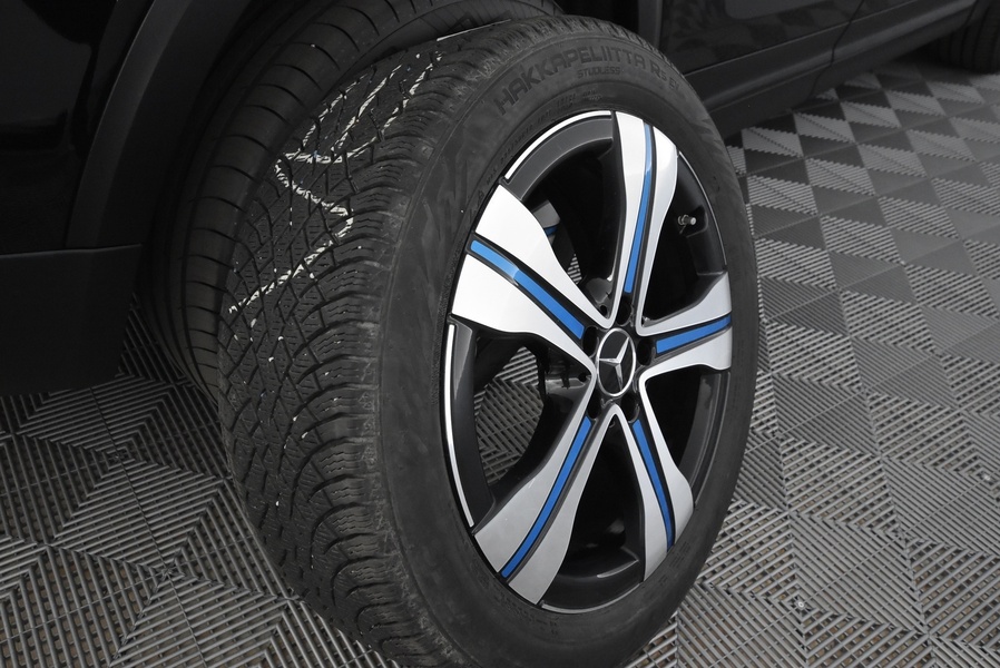 Mercedes-Benz EQB vaihtoauto