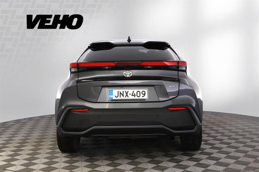 Toyota C-HR vaihtoauto