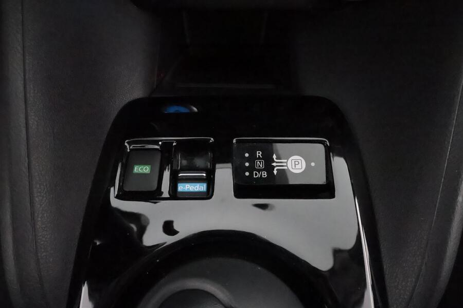 Nissan Leaf vaihtoauto