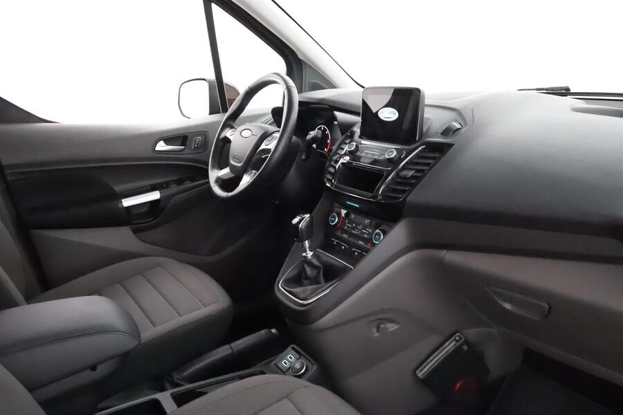 Ford Grand Tourneo Connect vaihtoauto