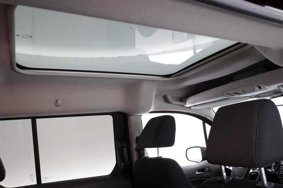 Ford Grand Tourneo Connect vaihtoauto