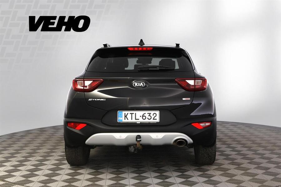 Kia Stonic vaihtoauto