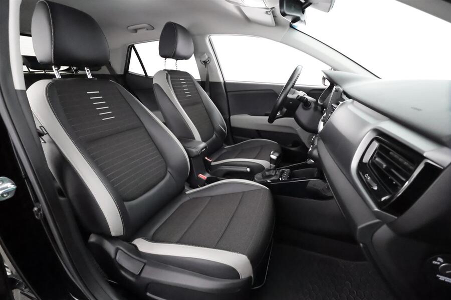 Kia Stonic vaihtoauto