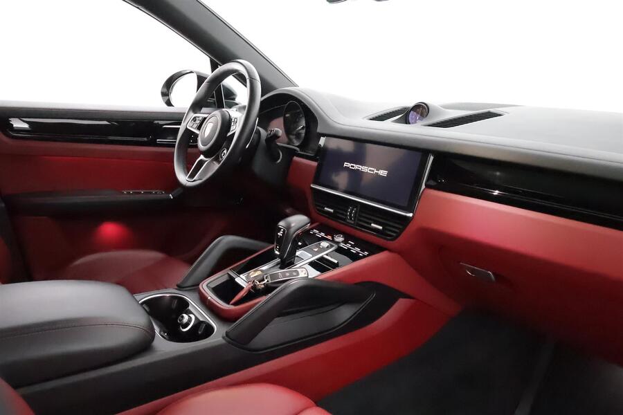 Porsche Cayenne vaihtoauto