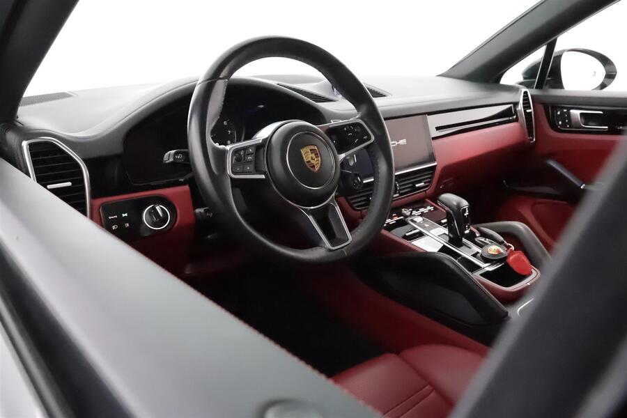 Porsche Cayenne vaihtoauto