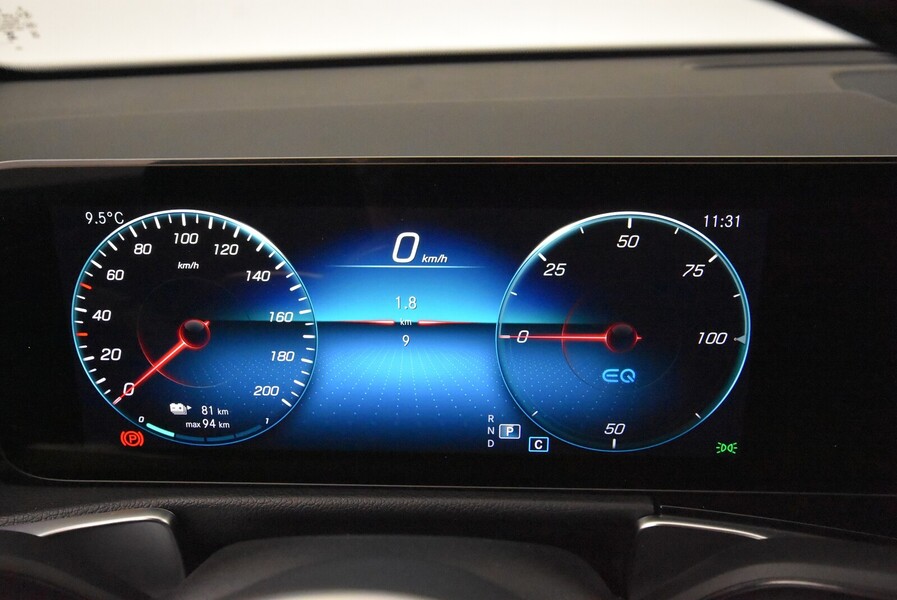 Mercedes-Benz EQB vaihtoauto