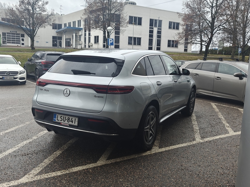 Mercedes-Benz EQC vaihtoauto