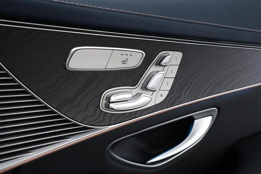 Mercedes-Benz EQC vaihtoauto