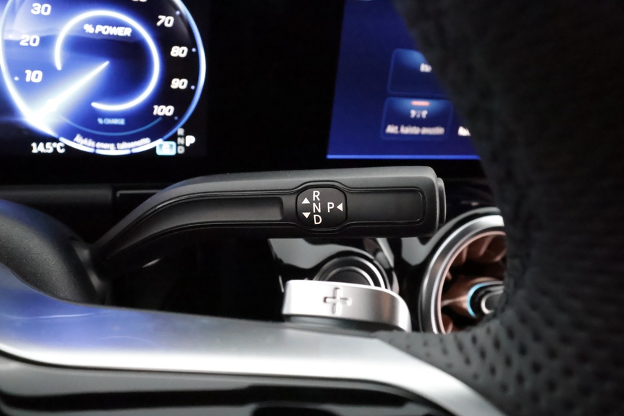 Mercedes-Benz EQA vaihtoauto