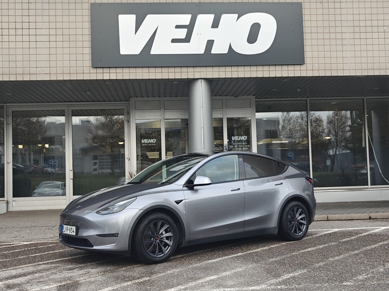 Tesla Model Y vaihtoauto