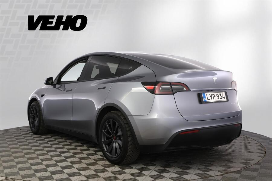Tesla Model Y vaihtoauto