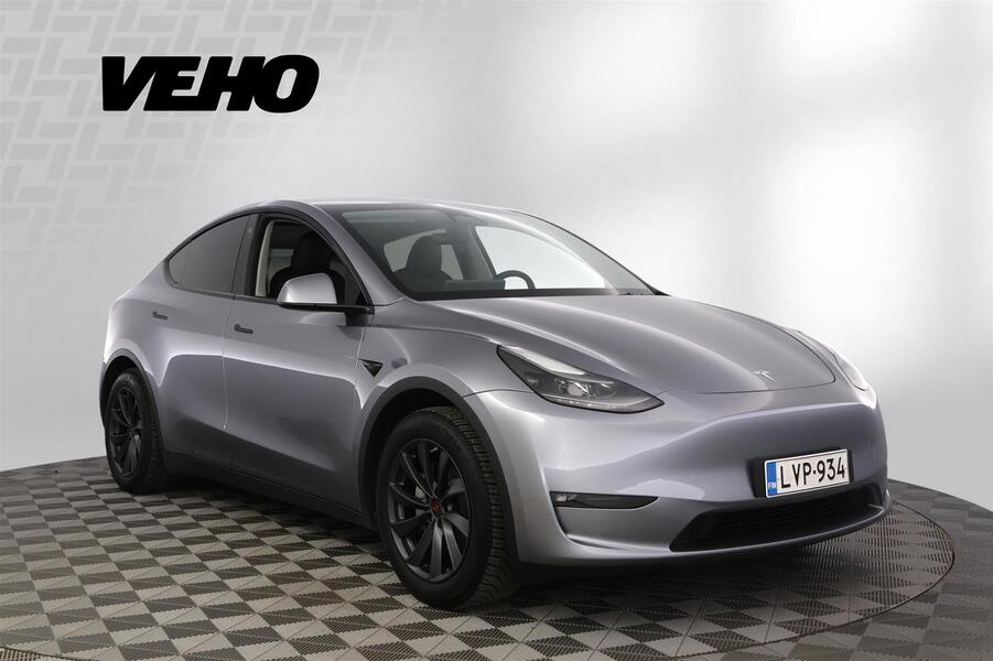 Tesla Model Y vaihtoauto