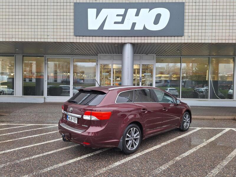 Toyota Avensis vaihtoauto