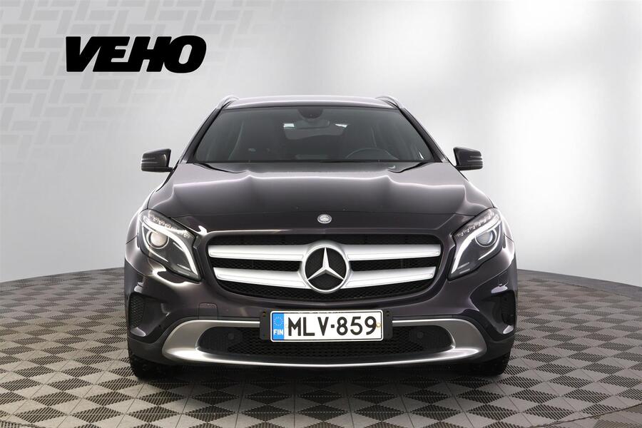 Mercedes-Benz GLA vaihtoauto