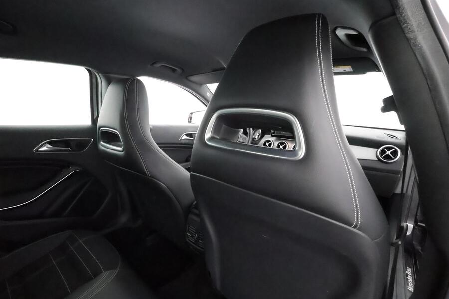 Mercedes-Benz GLA vaihtoauto