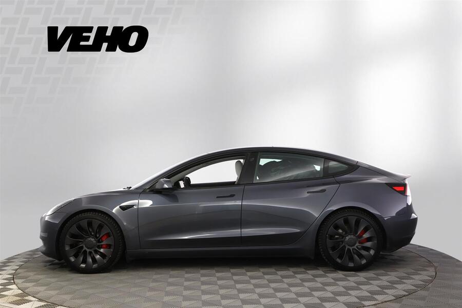 Tesla Model 3 vaihtoauto