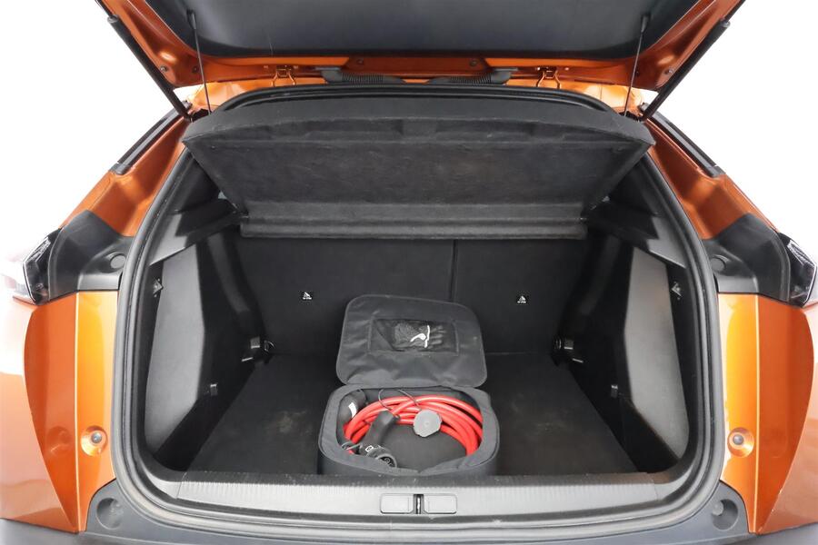 Peugeot e-2008 vaihtoauto