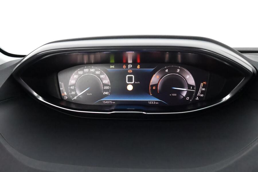 Peugeot 5008 vaihtoauto