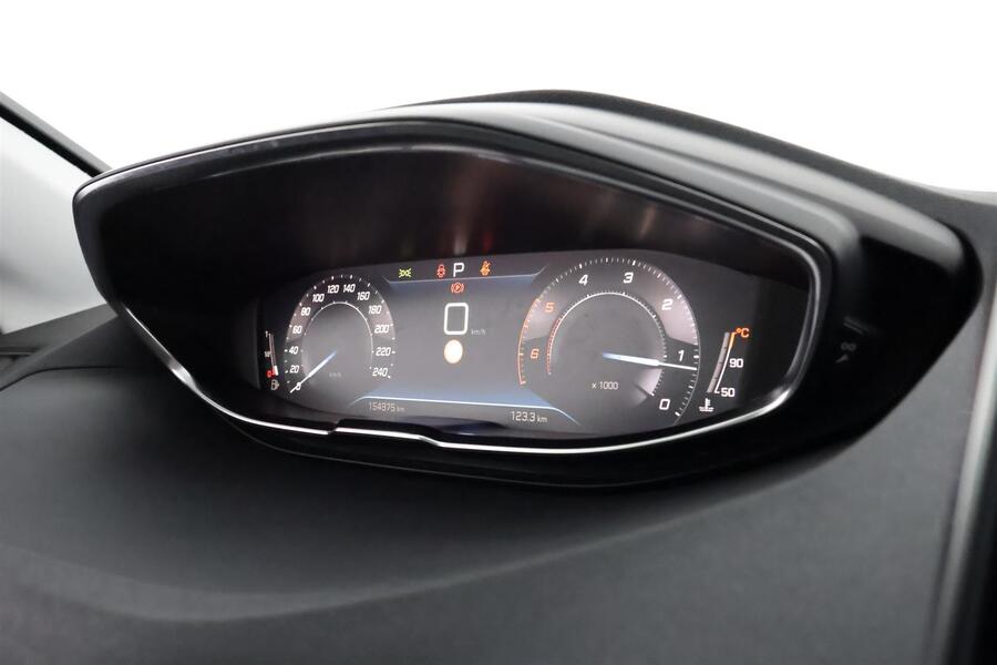 Peugeot 5008 vaihtoauto
