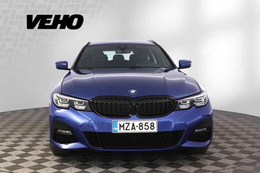 BMW 320 vaihtoauto