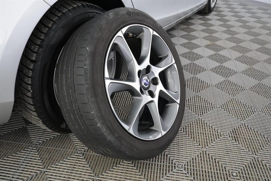 Volvo V40 vaihtoauto