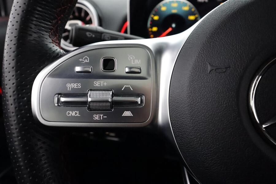 Mercedes-Benz GLB vaihtoauto