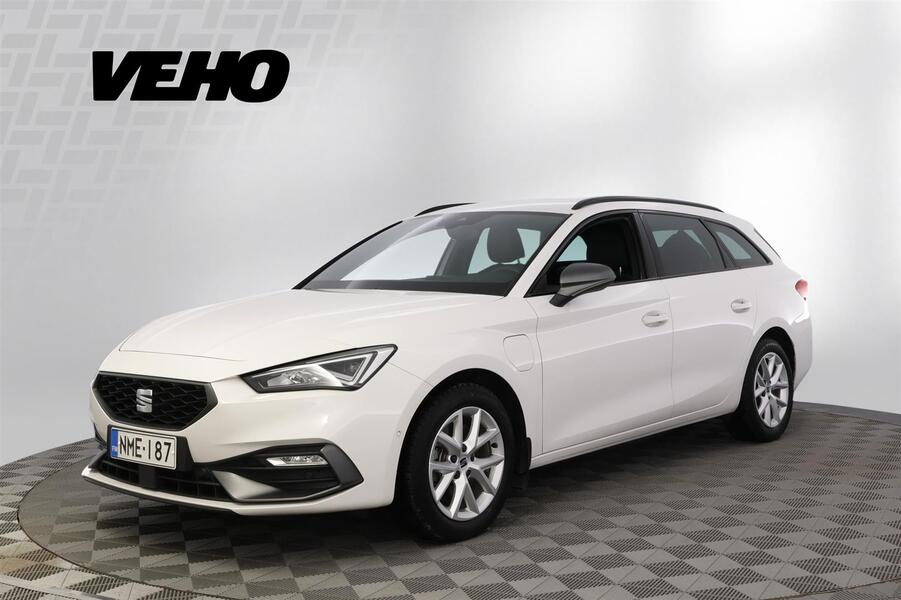SEAT Leon Sportstourer vaihtoauto
