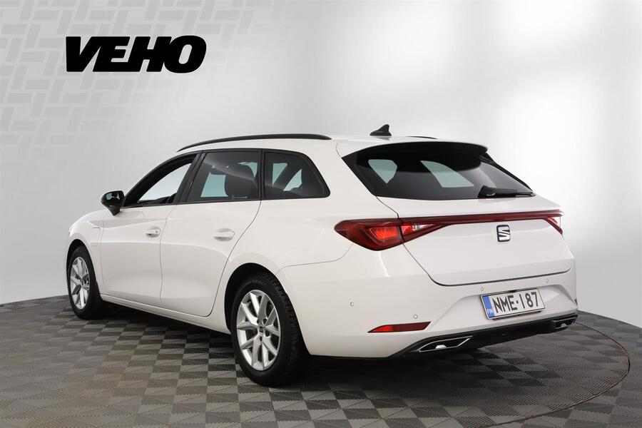 SEAT Leon Sportstourer vaihtoauto