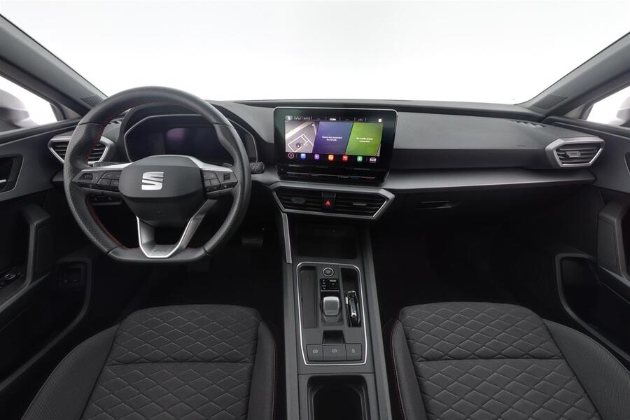 SEAT Leon Sportstourer vaihtoauto