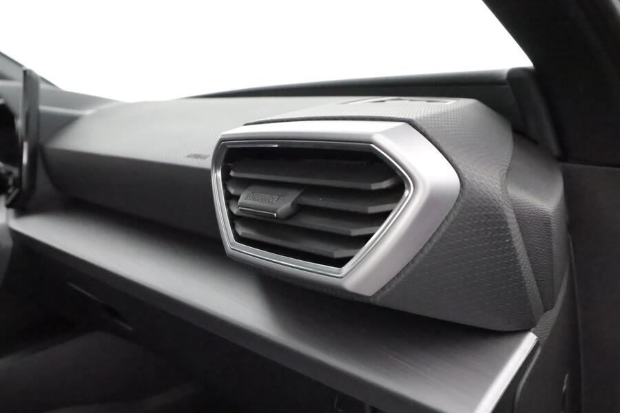 SEAT Leon Sportstourer vaihtoauto