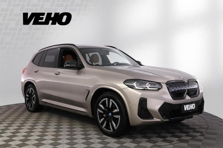 BMW iX3 vaihtoauto