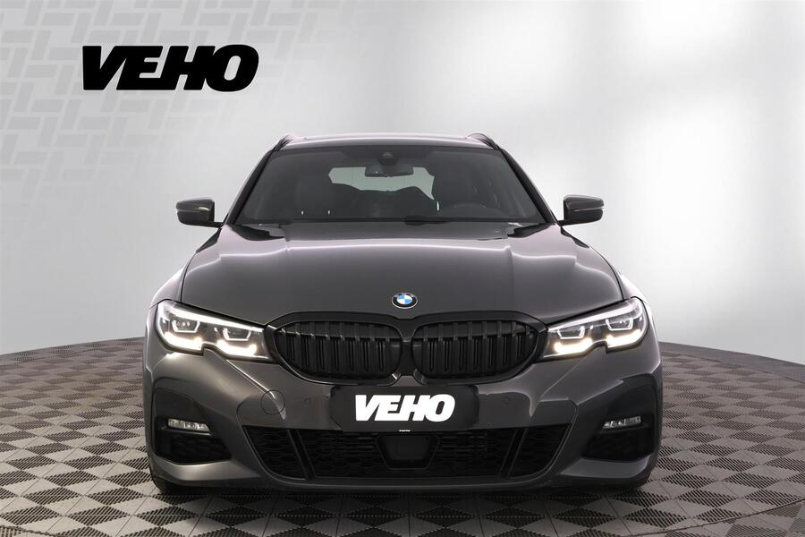 BMW 330 vaihtoauto