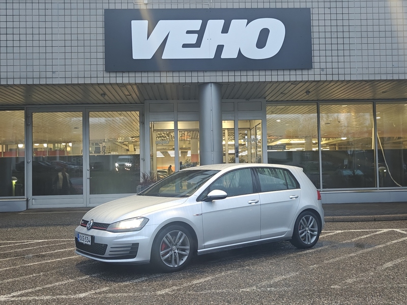 Volkswagen Golf vaihtoauto