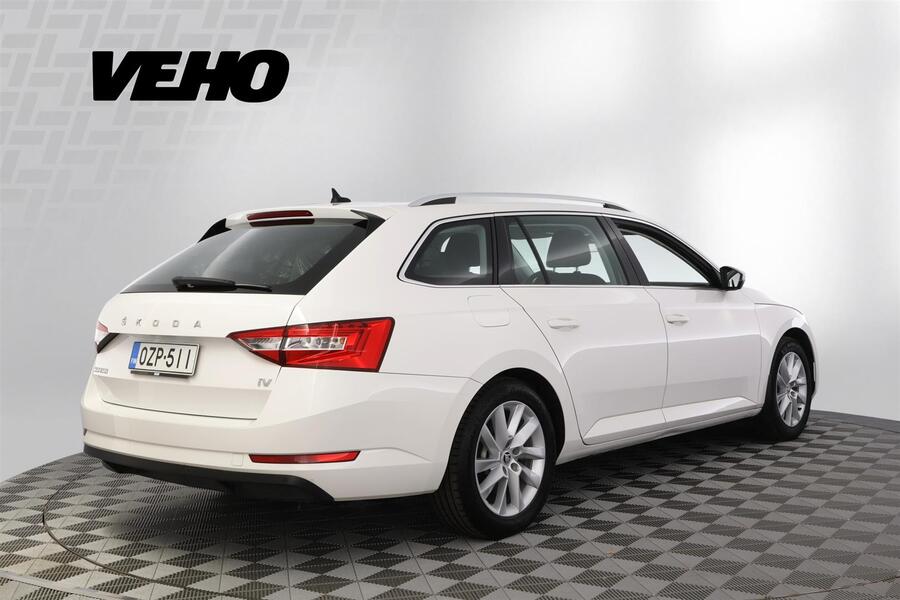 Skoda Superb vaihtoauto