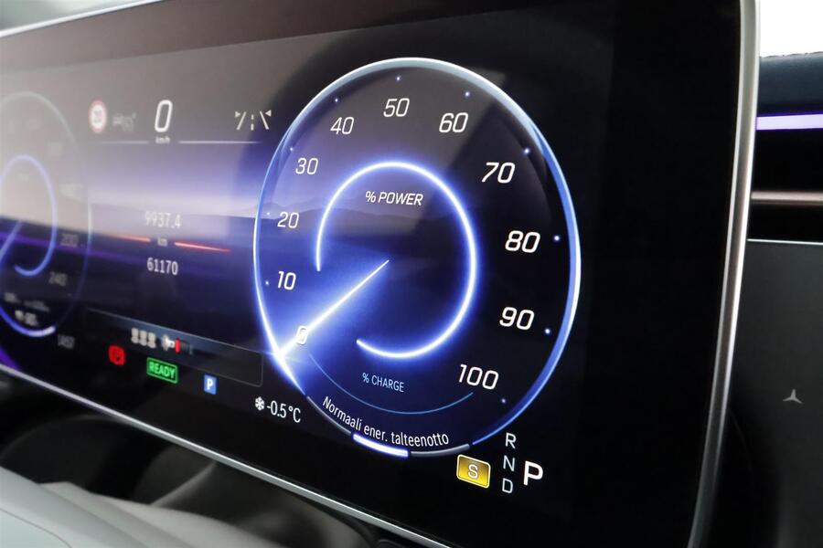 Mercedes-Benz EQE vaihtoauto