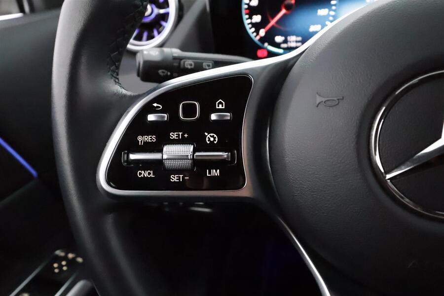 Mercedes-Benz EQA vaihtoauto