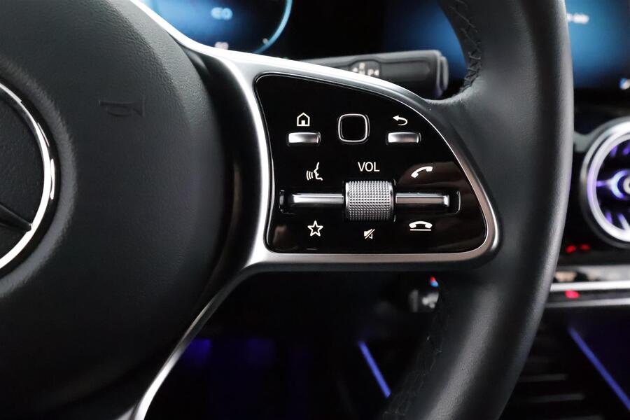 Mercedes-Benz EQA vaihtoauto