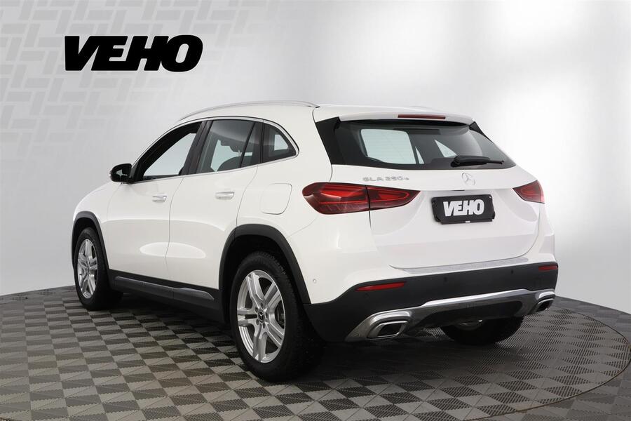 Mercedes-Benz GLA vaihtoauto