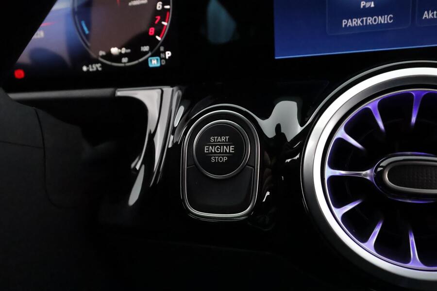 Mercedes-Benz GLA vaihtoauto