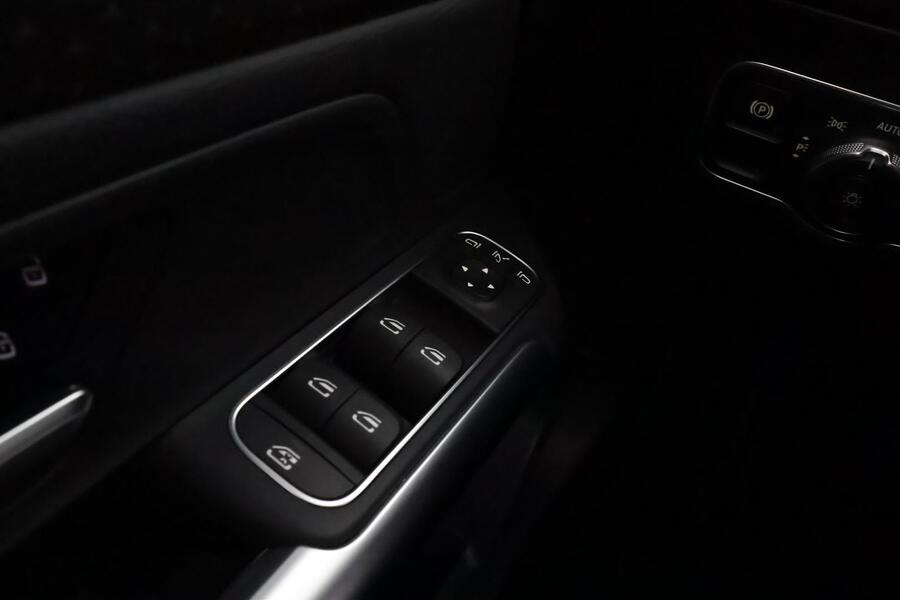 Mercedes-Benz GLA vaihtoauto