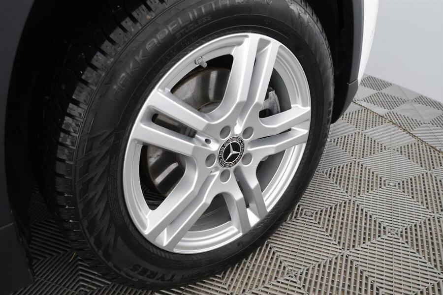 Mercedes-Benz GLA vaihtoauto