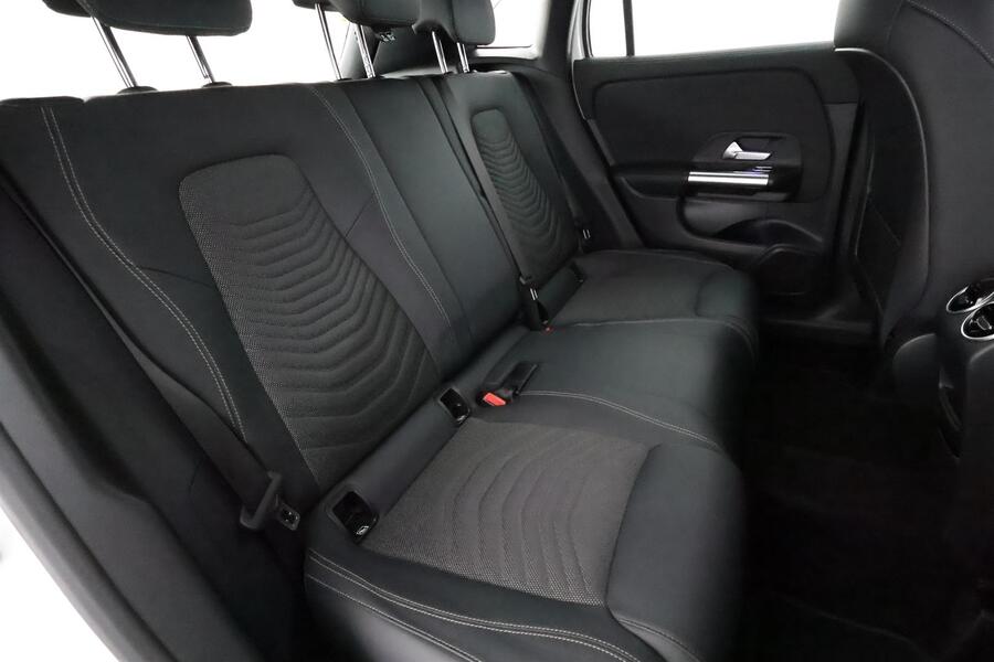 Mercedes-Benz GLA vaihtoauto