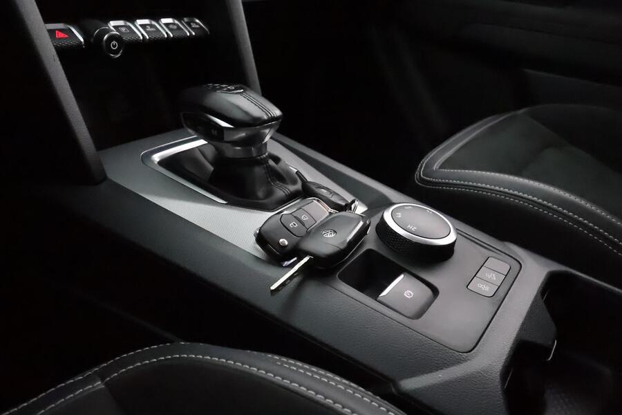 Volkswagen Amarok vaihtoauto