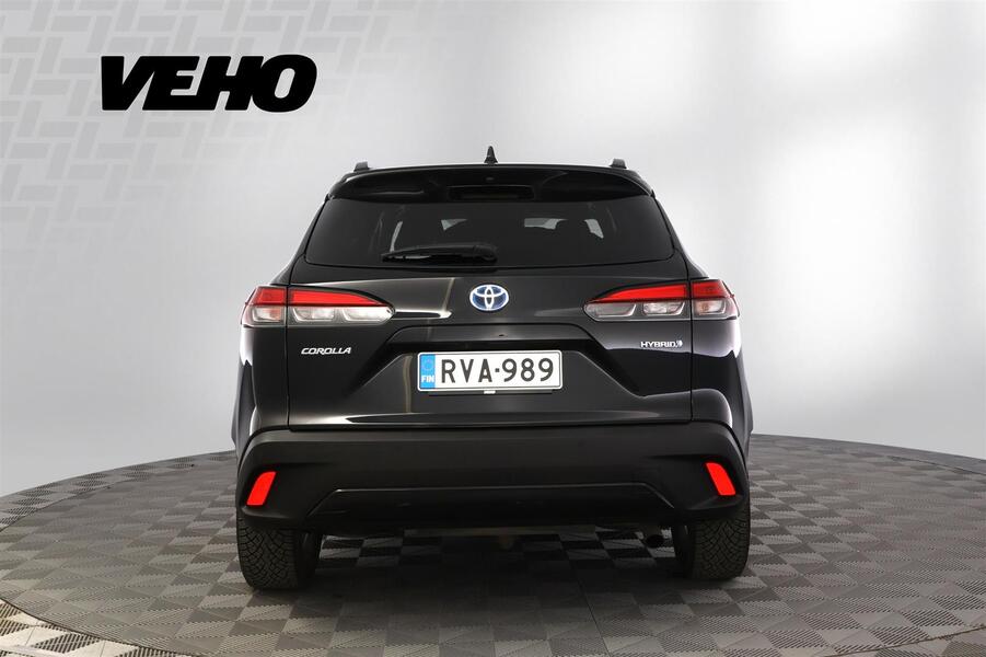 Toyota Corolla Cross vaihtoauto