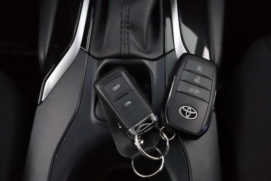 Toyota Corolla Cross vaihtoauto