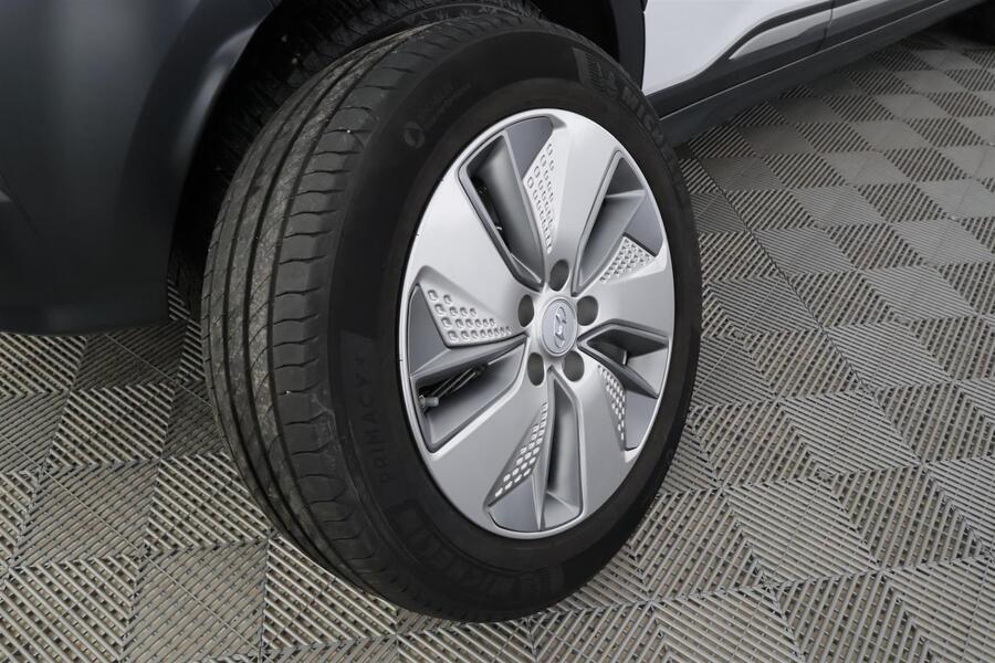 Hyundai Kona vaihtoauto