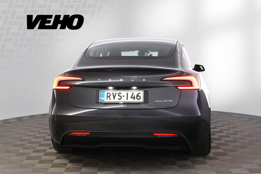 Tesla Model 3 vaihtoauto